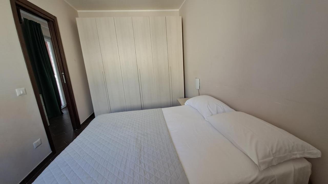 Guest House Roma Express Ladispoli Exterior photo